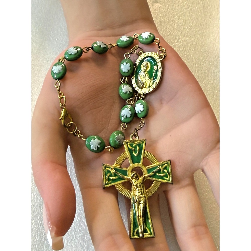 Vintage St Patrick Celtic Rosary Shamrock Green Beads Irish Crucifix Enamel 8"
